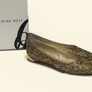 Nine West Gold Glitter Flats Size 5 Pointed Toe Sparkle Shoes